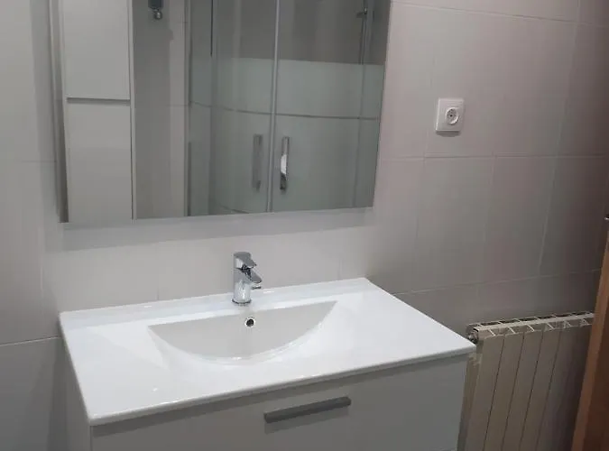 Piso Muy Luminoso Con Facilidad De Parking Ideal Empresas Saragozza